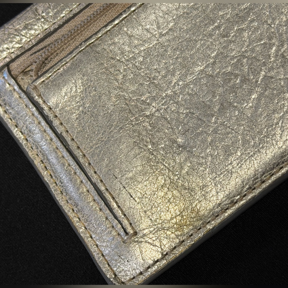 Coach Silver Wallet - Picture 9 of 9